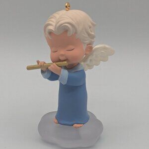 Hallmark Keepsake Veronica 2006, 19th in the Mary's Angels Series Ornament